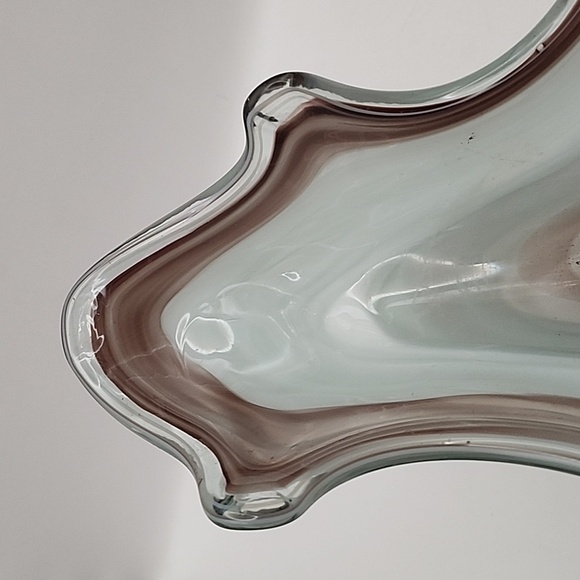 Vintage Sooner Glass Hand Blown Art Glass Swan Centerpiece/Bowl Purple - Picture 9 of 16